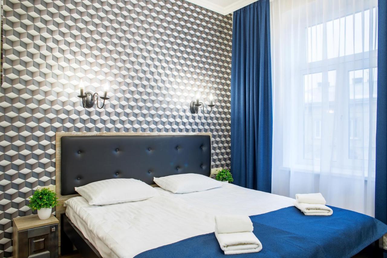 Mini Hotel Barvy Lvova On Horodotska St. Exterior photo