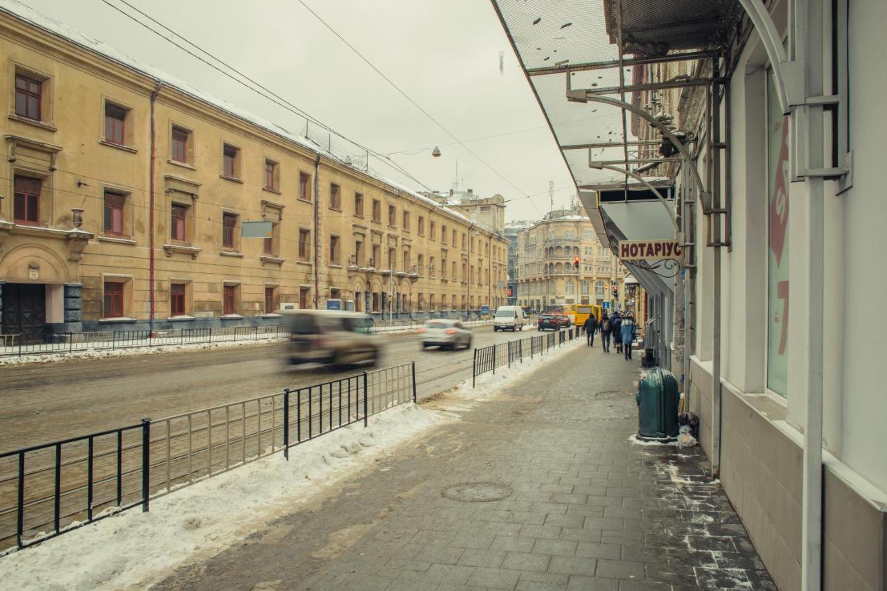 Mini Hotel Barvy Lvova On Horodotska St. Exterior photo